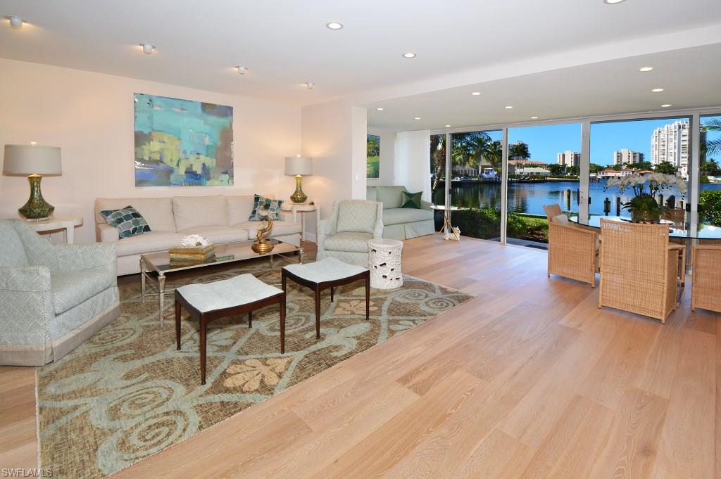 4043 Crayton Road, Unit 4043 Naples, FL 34103 - Photo 4 of 16 Gallery Image 4