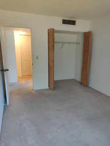 $196,000 | 150 Pineview Road, Unit E4, Jupiter, FL 33469