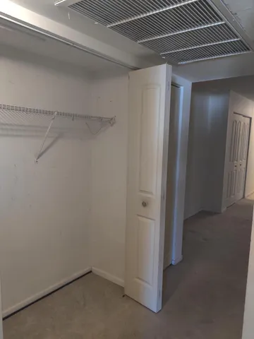 $196,000 | 150 Pineview Road, Unit E4, Jupiter, FL 33469