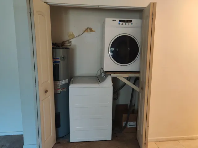 $196,000 | 150 Pineview Road, Unit E4, Jupiter, FL 33469