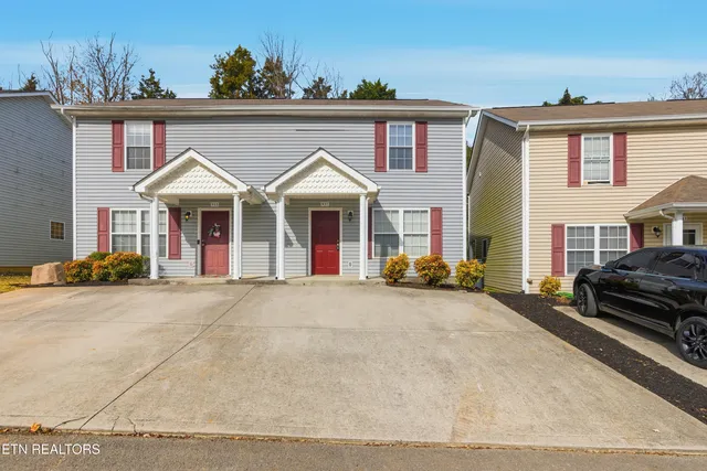 $230,000 | 937 Micro Way, Knoxville, TN 37912
