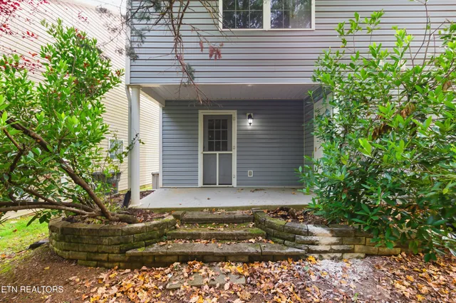 $230,000 | 937 Micro Way, Knoxville, TN 37912