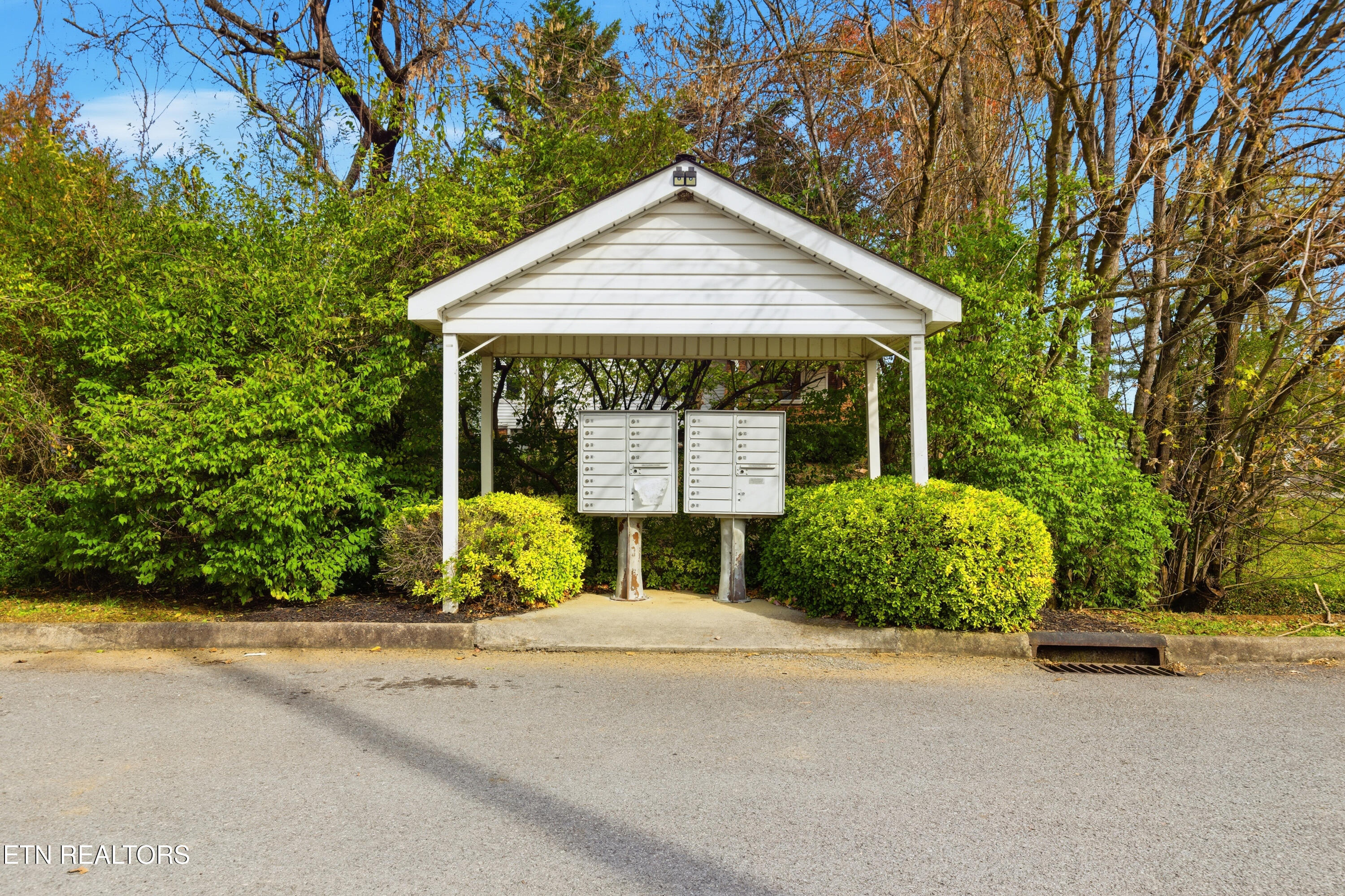 937 Micro Way Knoxville, TN 37912 - Photo 23 of 24 089