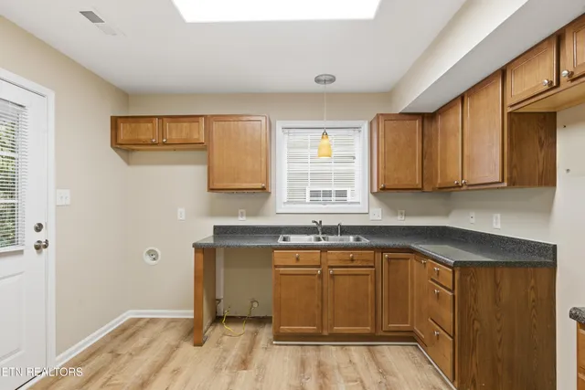 $230,000 | 937 Micro Way, Knoxville, TN 37912