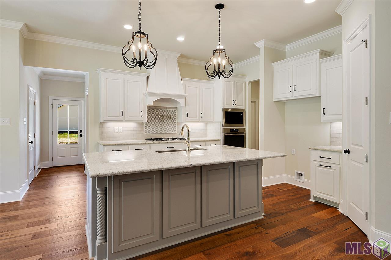 35410 Perkins Road Denham Springs, LA 70706 - Photo 6 of 21