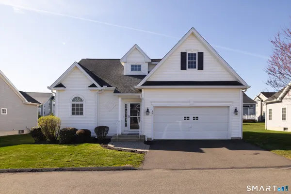 $524,900 | 64 Rivercrest Drive, Unit 64, Cheshire, CT 06410