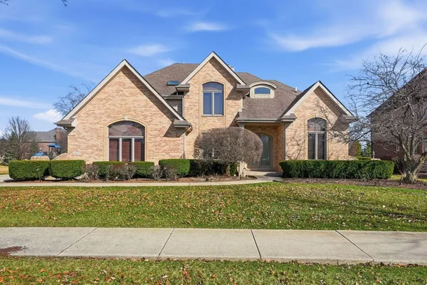 $680,000 | 22627 Limestone Court, Frankfort, IL 60423