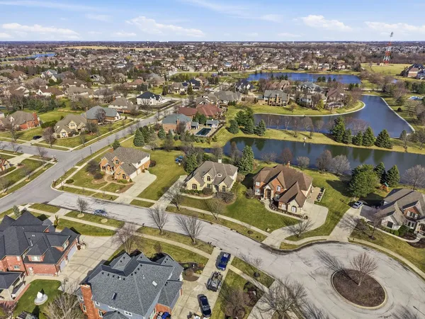 $680,000 | 22627 Limestone Court, Frankfort, IL 60423