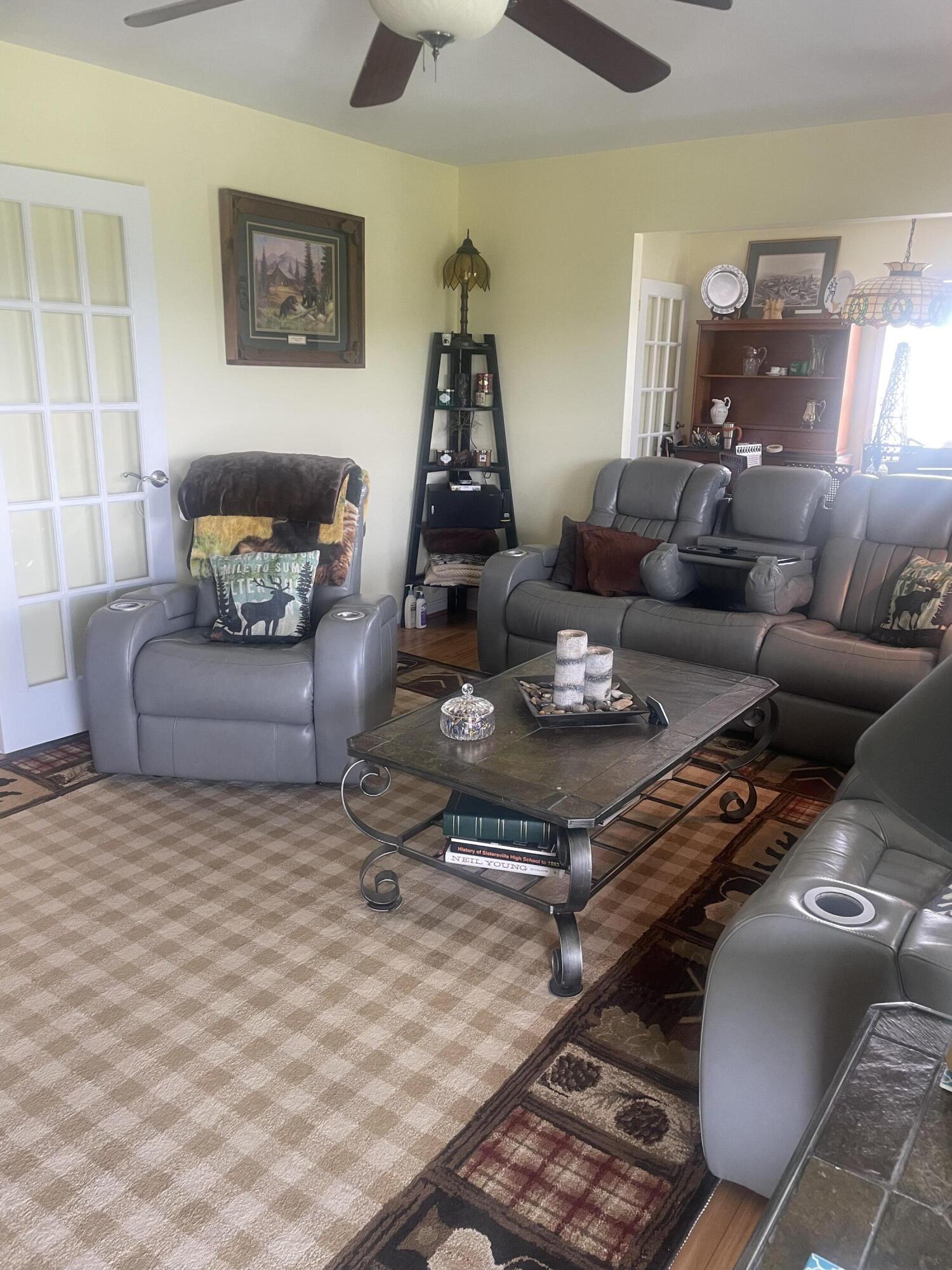 37 Cherry Ridge Lane Lexington, VA 24450 - Photo 16 of 41 Living Room