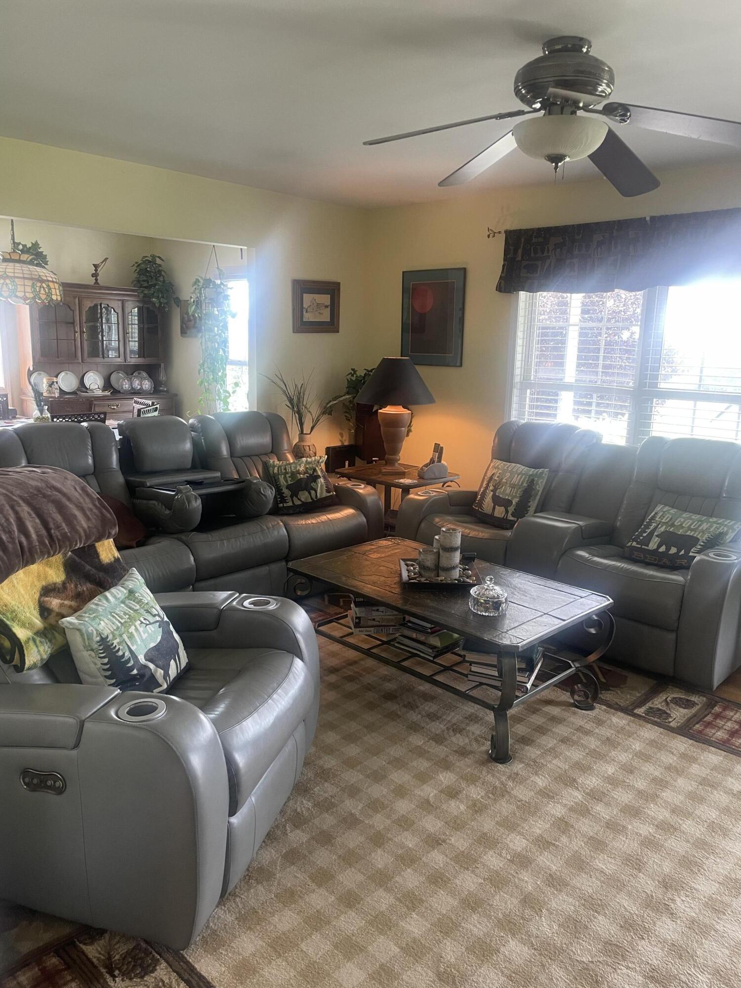 37 Cherry Ridge Lane Lexington, VA 24450 - Photo 17 of 41 Living Room