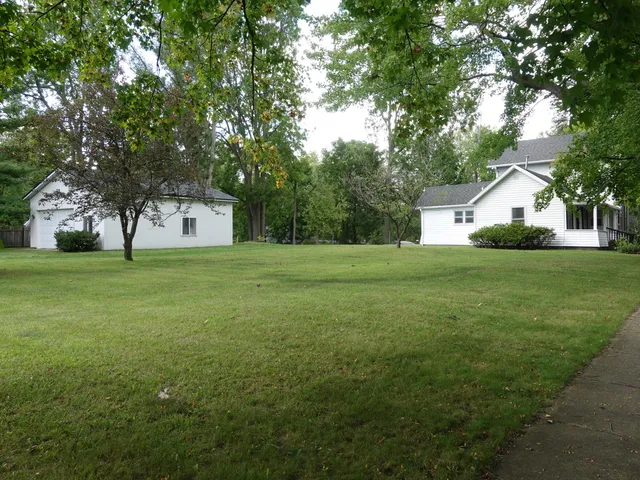 $209,900 | 215 New Street, Stanton, MI 48888