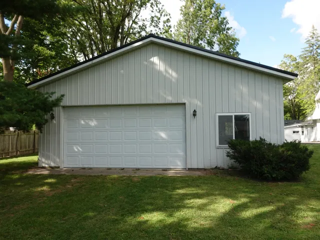 $209,900 | 215 New Street, Stanton, MI 48888