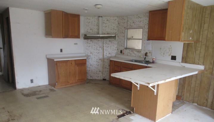6669 Jonathan Road Northeast Moses Lake, WA 98837 - Photo 3 of 6 Gallery Image 3