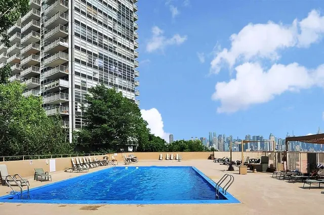 $250,000 | 6040 Boulevard East, Unit 29N, West New York, NJ 07093