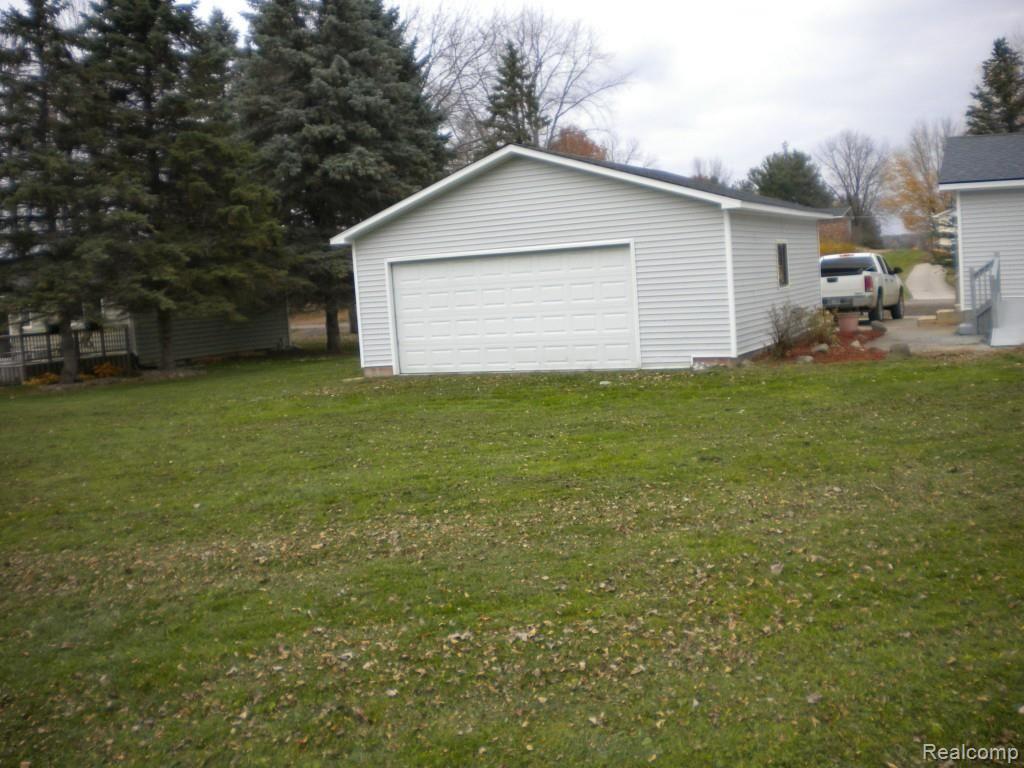 11502 Carr Road Davison, MI 48423 - Photo 5 of 44