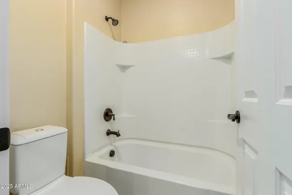 $825,000 | 882 East Parkview Drive, Gilbert, AZ 85295