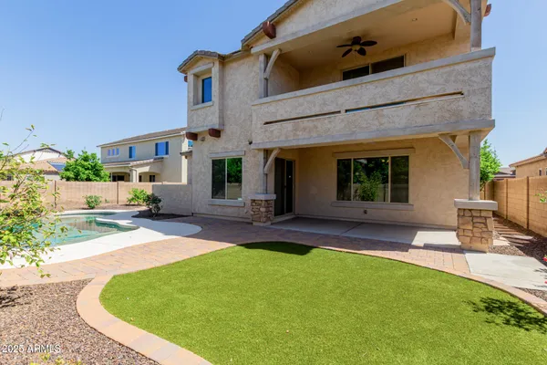 $825,000 | 882 East Parkview Drive, Gilbert, AZ 85295