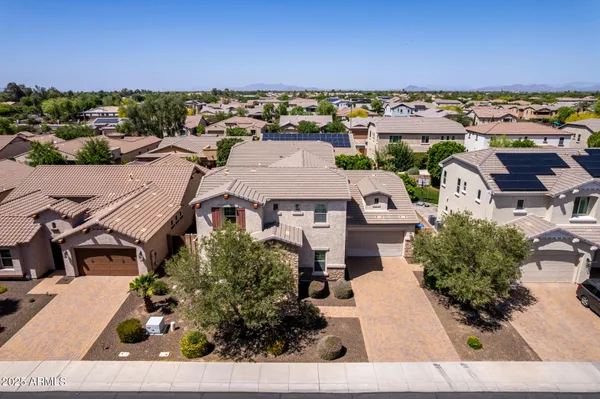 $825,000 | 882 East Parkview Drive, Gilbert, AZ 85295