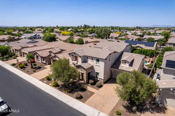 $825,000 | 882 East Parkview Drive, Gilbert, AZ 85295