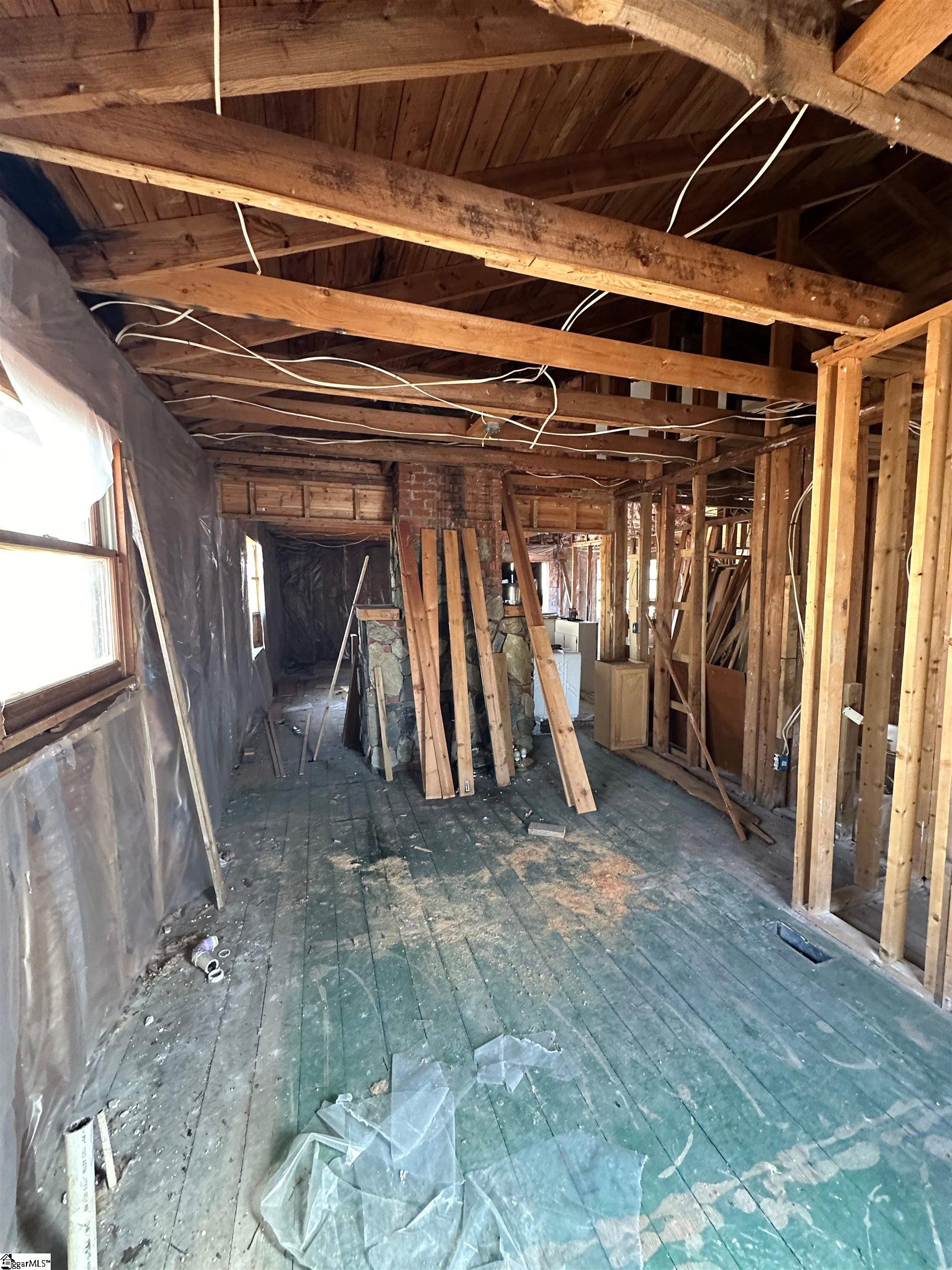 186 Bates Road Marietta, SC 29661 - Photo 8 of 18