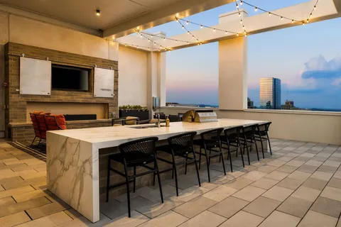 $2,100,000 | 930 Commerce Street, Unit 34, Nashville, TN 37203