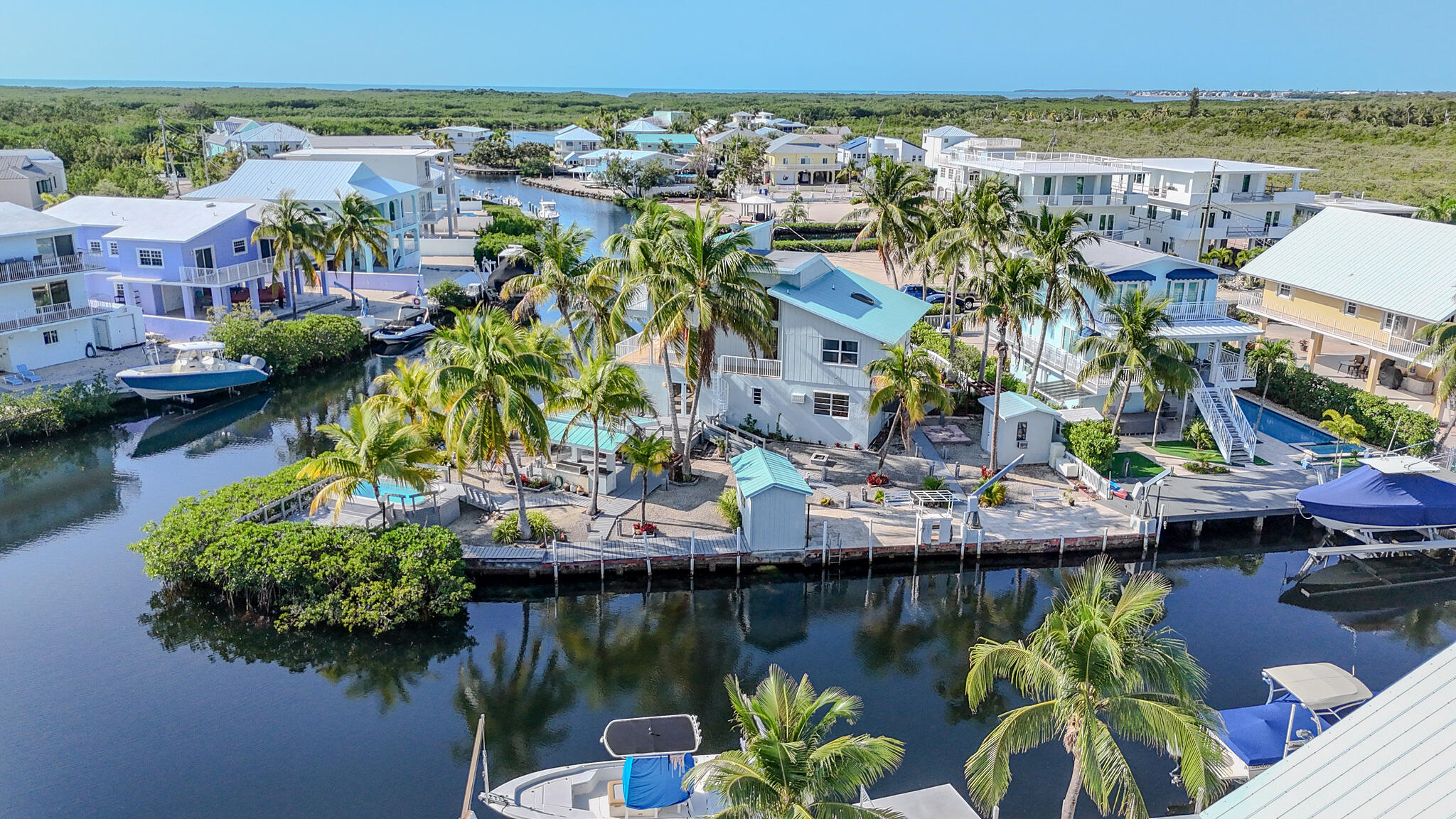 116 5th Lane Key Largo, FL 33037 - Photo 24 of 39 DJI_20240314102752_0011_D