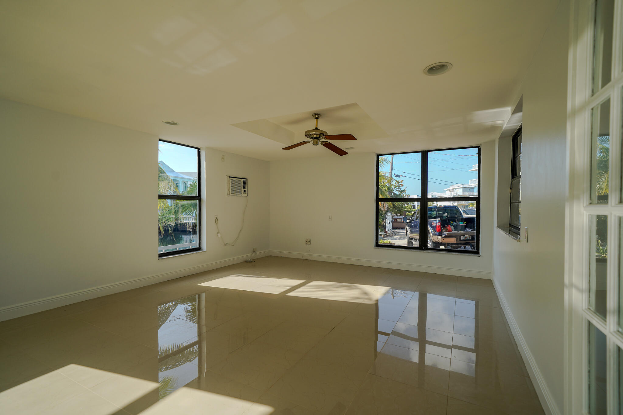 116 5th Lane Key Largo, FL 33037 - Photo 6 of 39 RES05051