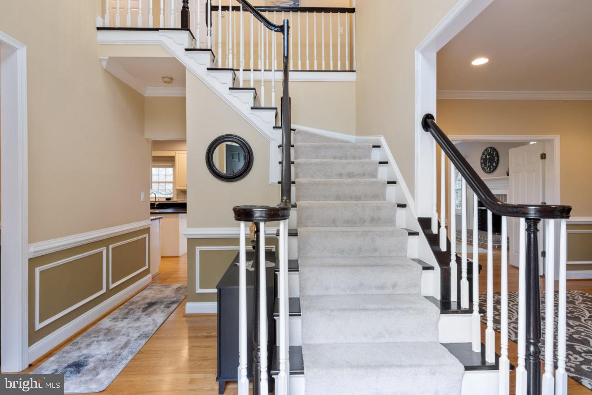 9717 Rugby Court Ellicott City, MD 21042 - Photo 20 of 59
