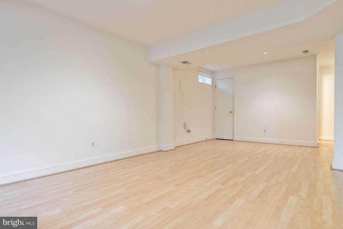 9717 Rugby Court Ellicott City, MD 21042 - Photo 39 of 59 Rec room