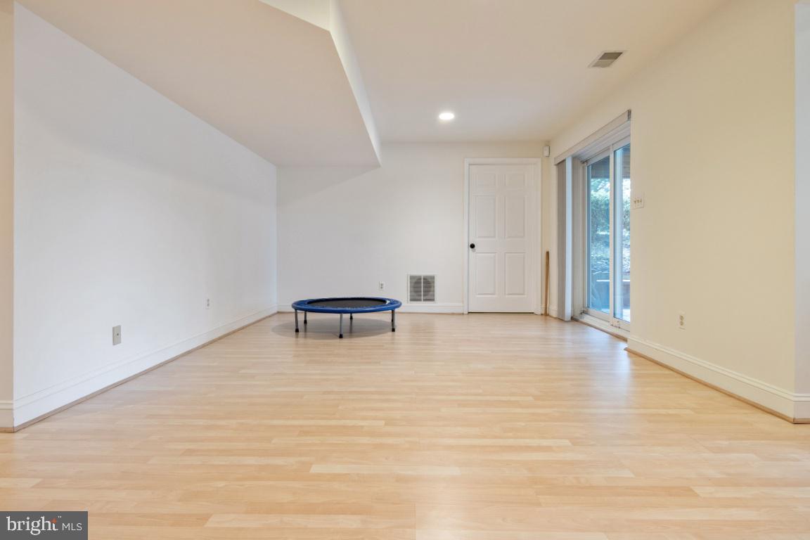 9717 Rugby Court Ellicott City, MD 21042 - Photo 40 of 59 Rec room