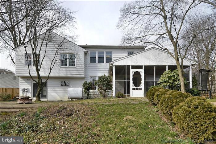 11 Treworthy Road Gaithersburg, MD 20878 - Photo 1 of 28 Exterior (Rear)