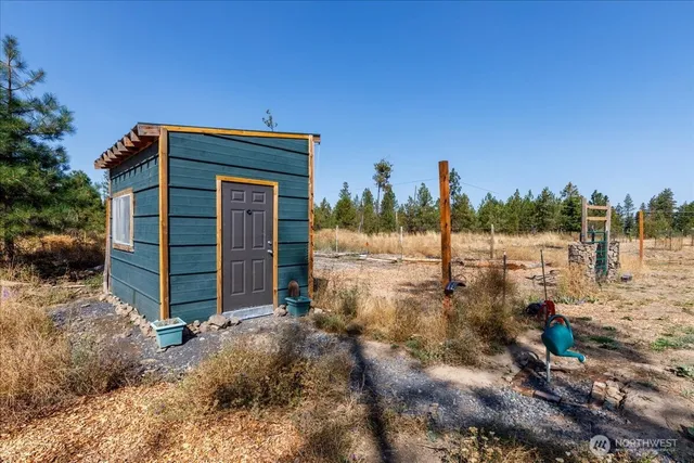 $395,000 | 35000 Miles Creston Road North, Creston, WA 99117