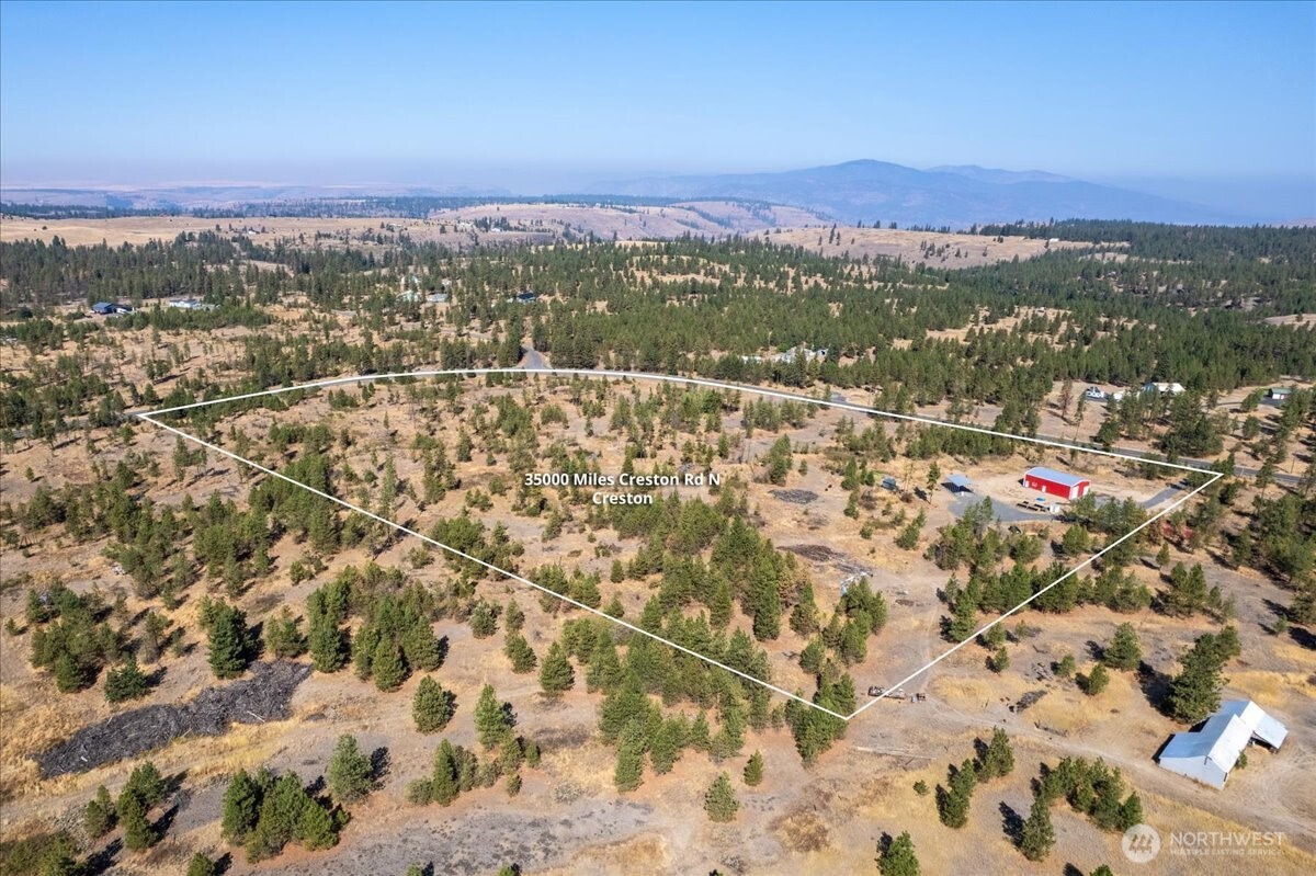 35000 Miles Creston Road North Creston, WA 99117 - Photo 5 of 26 a view of city and mountain
