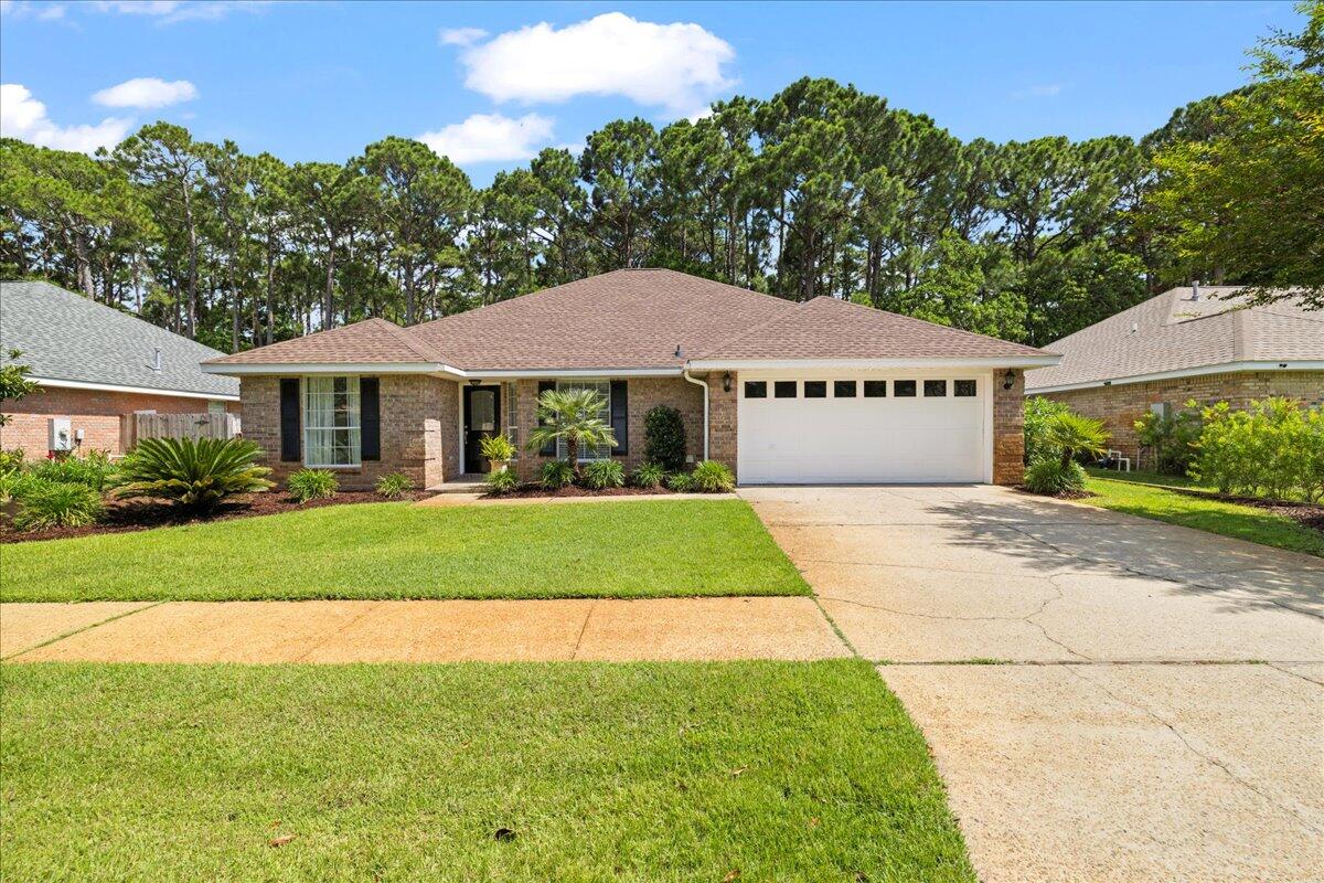 3928 Mesa Dr