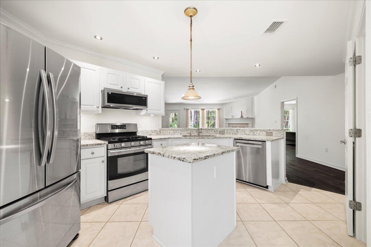 3928 Mesa Road Destin, FL 32541 - Photo 18 of 30 18-HHM_6179