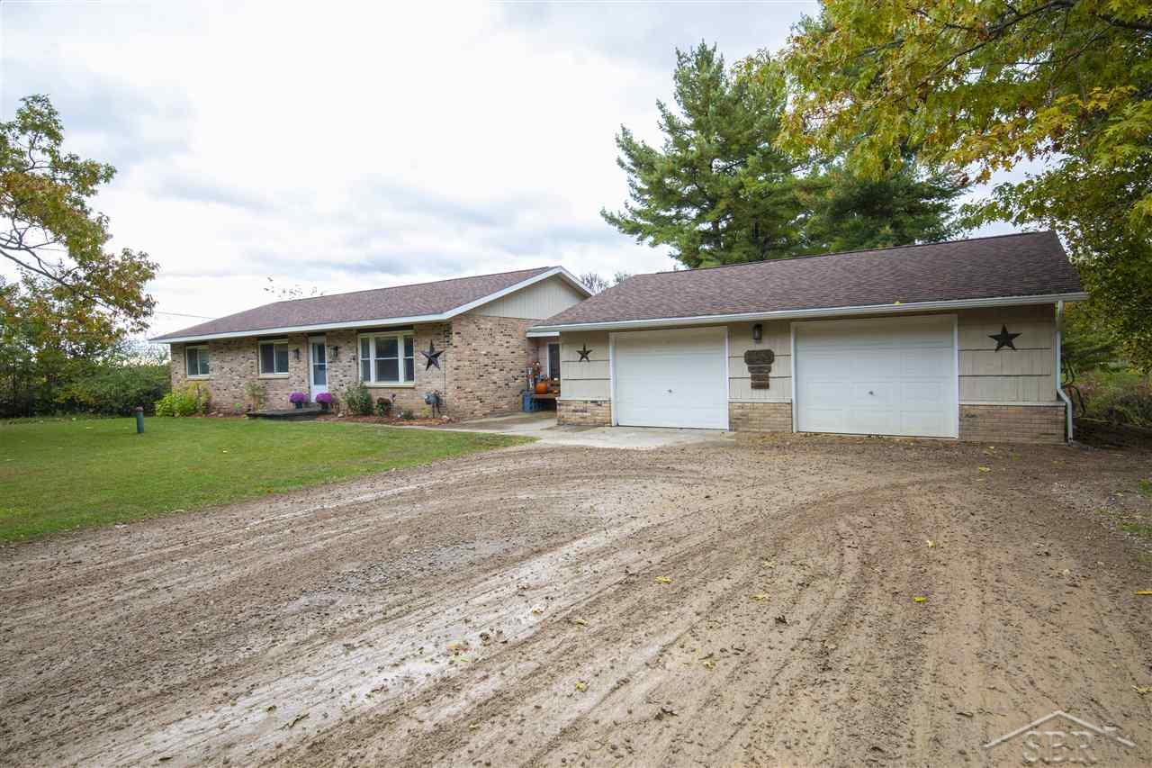 3663 Buzzell Road Gladwin, MI 48624 - Photo 1 of 36