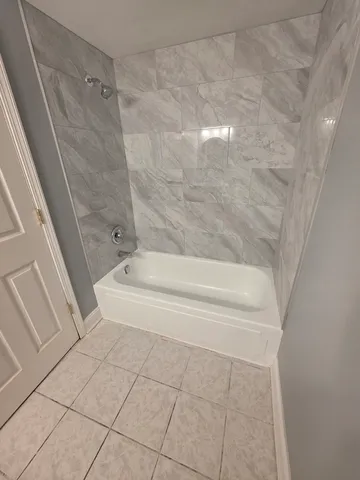 $3,200 | 1195 Old Timber Court, Hoffman Estates, IL 60192