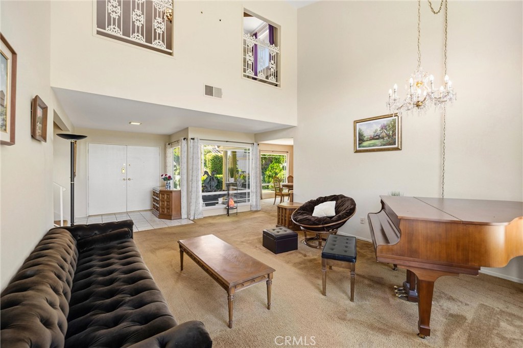 2132 Camino Rey Fullerton, CA 92833 - Photo 24 of 60 Living room w/ vaulted ceilings