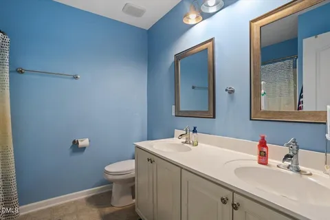 $540,000 | 725 Harvest Point Drive, Fuquay-Varina, NC 27526