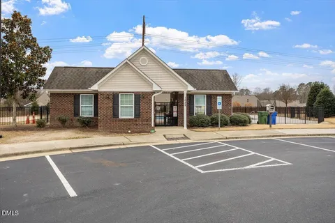 $550,000 | 725 Harvest Point Drive, Fuquay-Varina, NC 27526