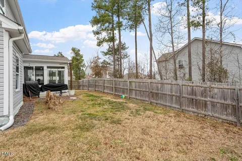 $540,000 | 725 Harvest Point Drive, Fuquay-Varina, NC 27526