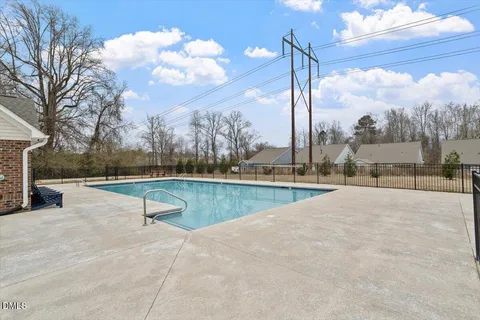 $540,000 | 725 Harvest Point Drive, Fuquay-Varina, NC 27526