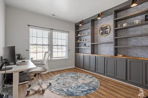 $540,000 | 725 Harvest Point Drive, Fuquay-Varina, NC 27526