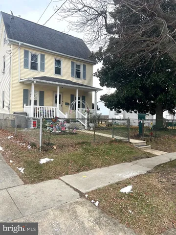 $230,000 | 209 Greenwich Avenue, Paulsboro, NJ 08066