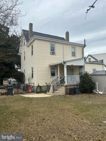 $230,000 | 209 Greenwich Avenue, Paulsboro, NJ 08066