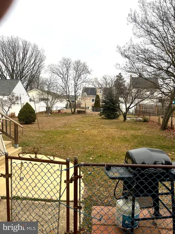 $230,000 | 209 Greenwich Avenue, Paulsboro, NJ 08066