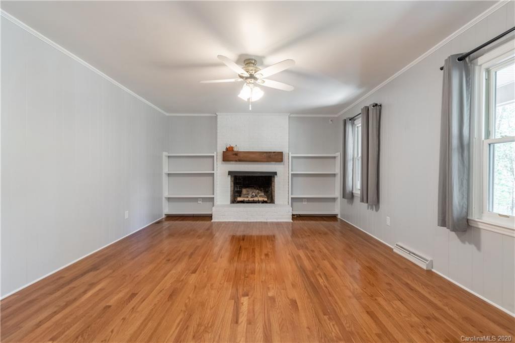 9708 Windrift Road Charlotte, NC 28215 - Photo 3 of 26 Gallery Image 3