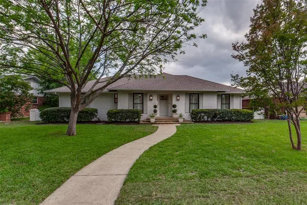 $774,990 | 1409 Navaho Trail, Richardson, TX 75080