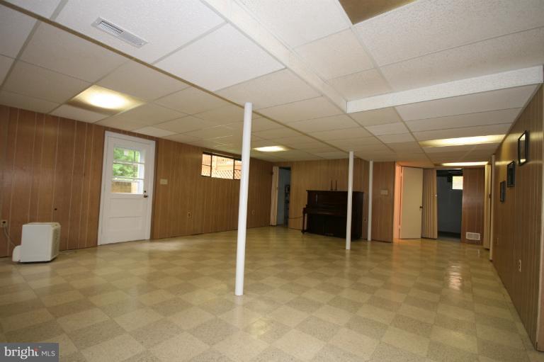 12604 Littleton Street Silver Spring, MD 20906 - Photo 10 of 24 Basement