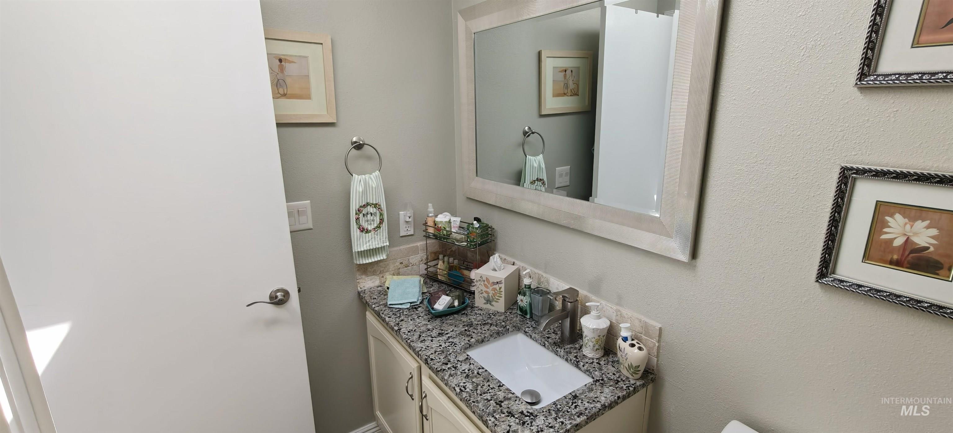 421 South Curtis Road Boise, ID 83705 - Photo 17 of 24